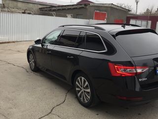 Skoda Superb foto 4