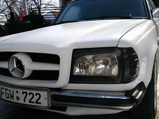 Mercedes Series (W123) foto 10