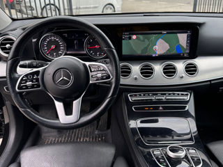 Mercedes E-Class foto 8