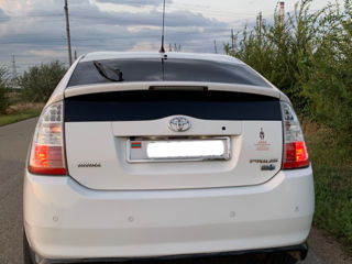 Toyota Prius foto 2