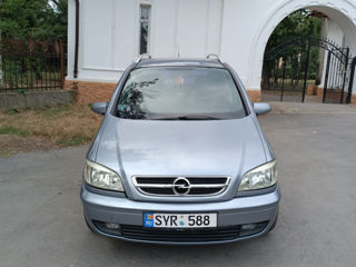 Opel Zafira foto 4