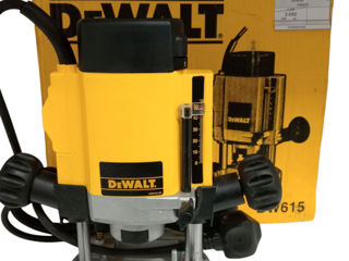 DeWalt dw615 3690 lei