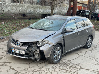 Toyota Auris foto 3