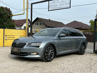 Skoda Superb foto 5