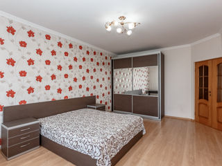 Apartament cu 4 camere, 132 m², Centru, Chișinău foto 14