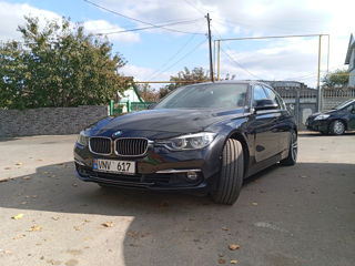 BMW 3 Series foto 4