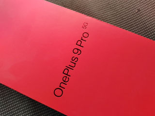 OnePlus 9 Pro foto 1