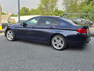 BMW 5 Series foto 6