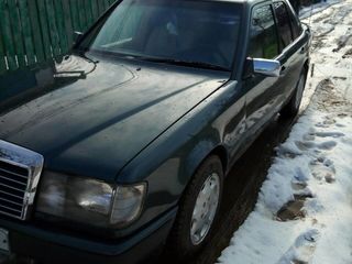 Mercedes Series (W124) foto 9