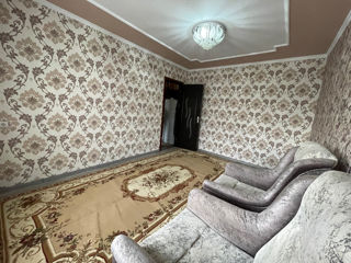 Apartament cu 2 camere, 38 m², Buiucani, Chișinău foto 3