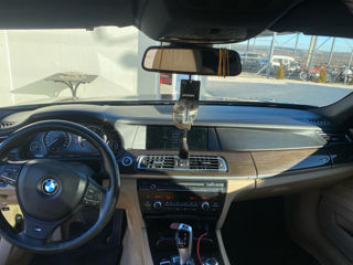 BMW 7 Series foto 4