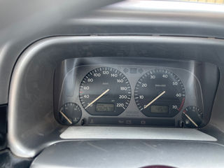 Volkswagen Vento foto 3
