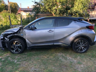 Toyota C-HR foto 9