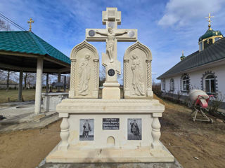 Sculpturi din piatră de Cosăuţi. фото 7