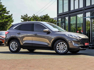 Ford Kuga foto 1