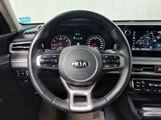 KIA K5 foto 11