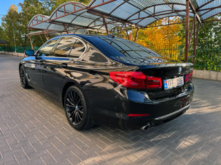 BMW 5 Series foto 3