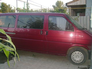 Volkswagen T4 foto 3