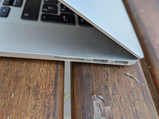 MacBook Pro 15 inch 256gb foto 3