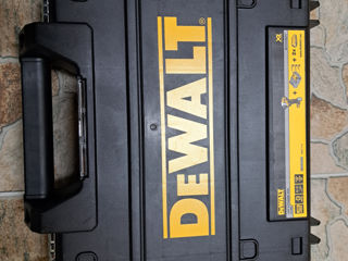 DeWALT DCF809
