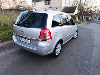 Opel Zafira foto 3