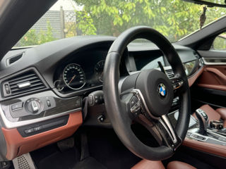 BMW 5 Series foto 3