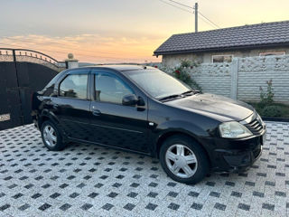 Dacia Logan foto 3