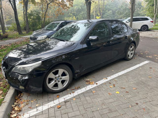 BMW 5 Series foto 4