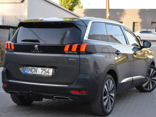 Peugeot 5008 foto 2