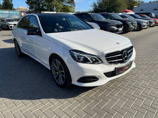 Mercedes E-Class foto 2