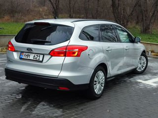 Ford Focus foto 10