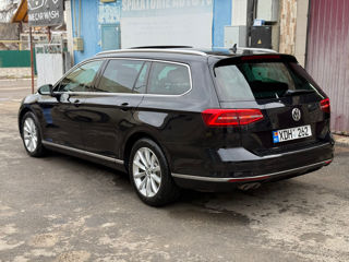 Volkswagen Passat foto 3