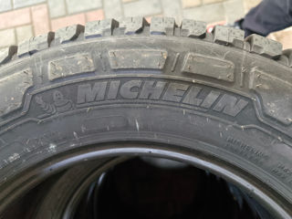 Anvelope R16C 235/65 Michelin  Agilis Crossclimate foto 2