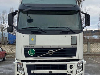 Volvo FH420 foto 2