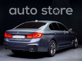 BMW 5 Series foto 2