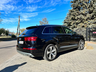 Audi Q7 foto 2