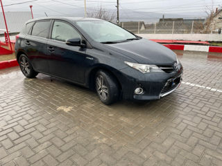 Toyota Auris foto 2