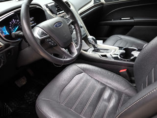 Ford Fusion foto 8