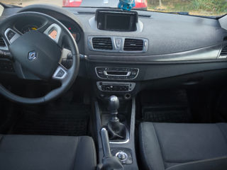 Renault Megane foto 4