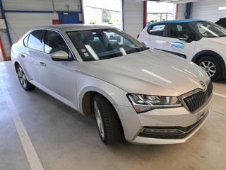 Skoda Superb foto 2