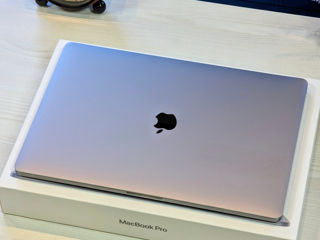 MacBook Pro 16 Retina 2020 (Core i7 9750H/16Gb DDR4/512Gb SSD/4Gb Radeon Pro 5300M/16") foto 11