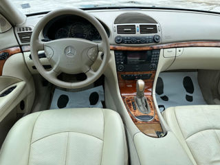 Mercedes E-Class foto 9