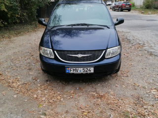 Chrysler Voyager foto 2