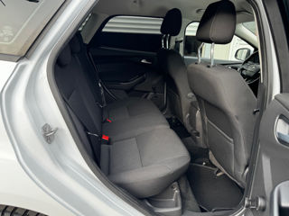 Ford Focus foto 15