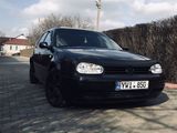 Volkswagen Golf foto 1