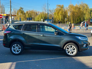 Ford Kuga foto 6