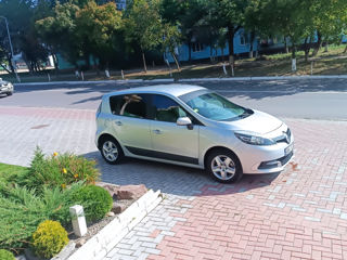 Renault Scenic foto 2