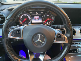 Mercedes E-Class foto 4