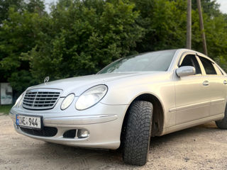 Mercedes E-Class foto 3