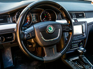 Skoda Superb foto 4